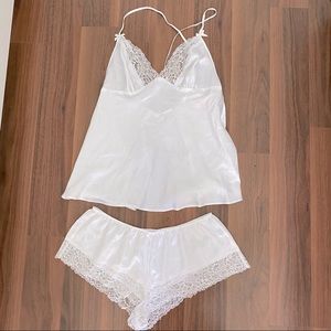 NEW VICTORIAS SECRET CAMI SET WHITE LACE BRIDAL